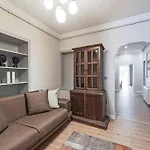 Classic Beauty Stylish And Modernized In Top Area