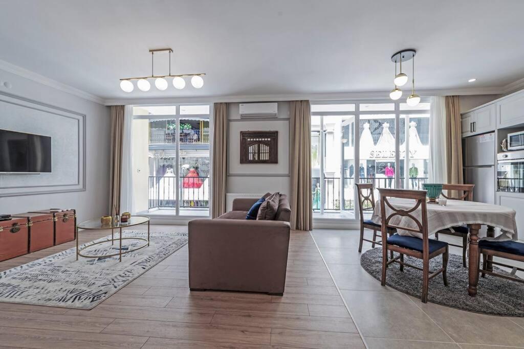 Classic Beauty Stylish And Modernized In Area * Istanbul